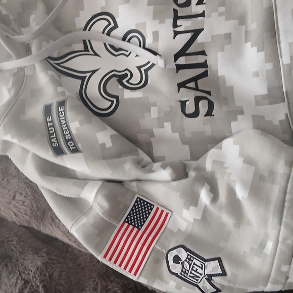 Nike Camo Hoodie with Saints Logo - Picture 2 of 7